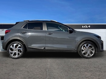 Used Kia Stonic 2022 for sale - 75722203: Photo