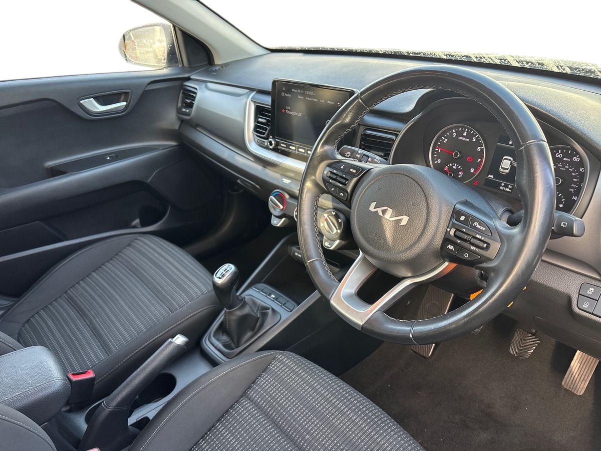 Used Kia Stonic 2022 for sale - 76691534: Photo 13