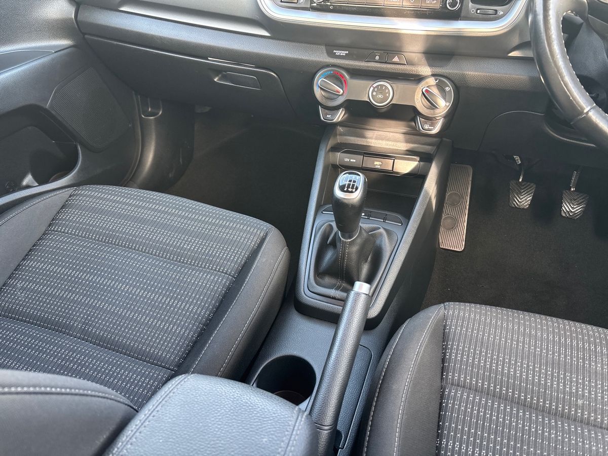 Used Kia Stonic 2022 for sale - 76691534: Photo 18