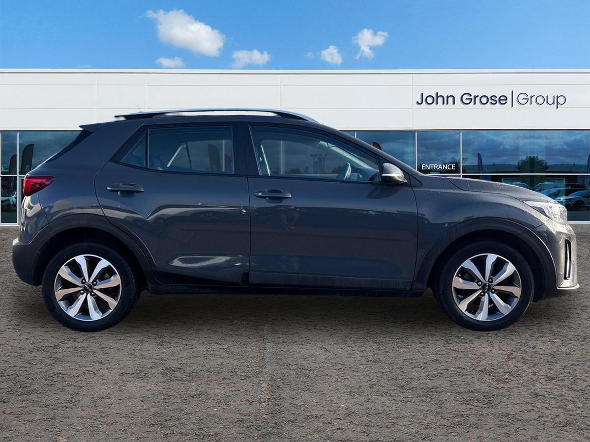 Used Kia Stonic 2022 for sale - 76691534: Photo 2