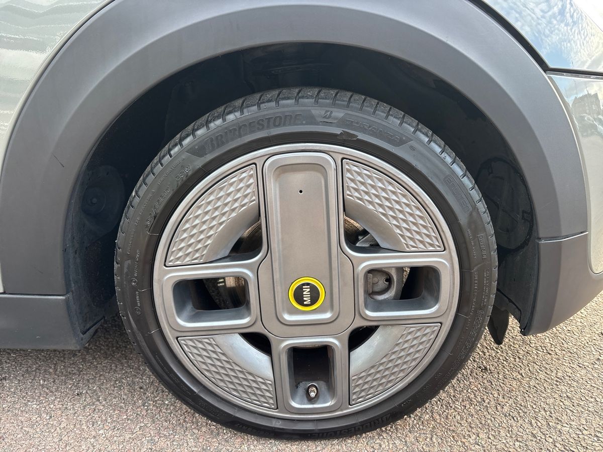 Used MINI Hatch 2021 for sale - 76350877: Photo 12