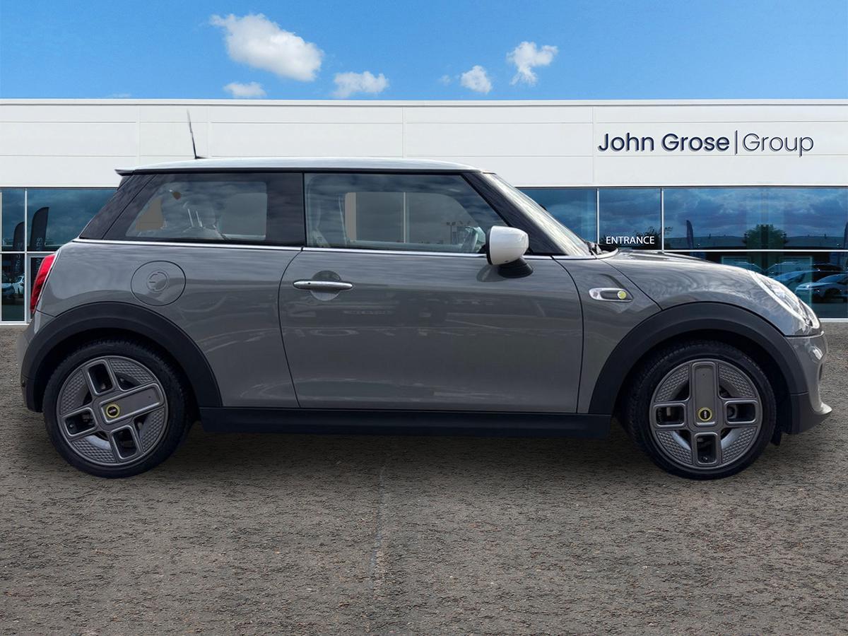 Used MINI Hatch 2021 for sale - 76350877: Photo 2