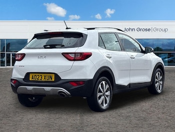 Used Kia Stonic 2023 for sale - 78798217: Photo