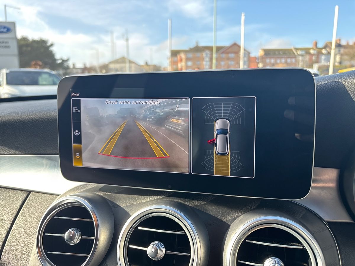 Used Mercedes-Benz C Class 2019 for sale - 77360576: Photo 25