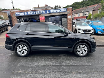 Used Volkswagen Tiguan Allspace 2023 for sale - 78836039: Photo