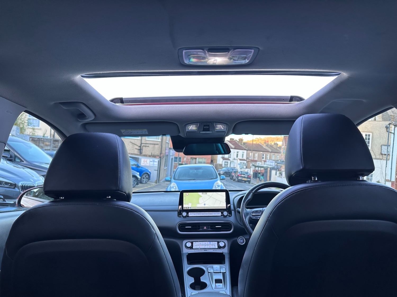 Used Hyundai KONA 2022 for sale - 76652737: Photo 2