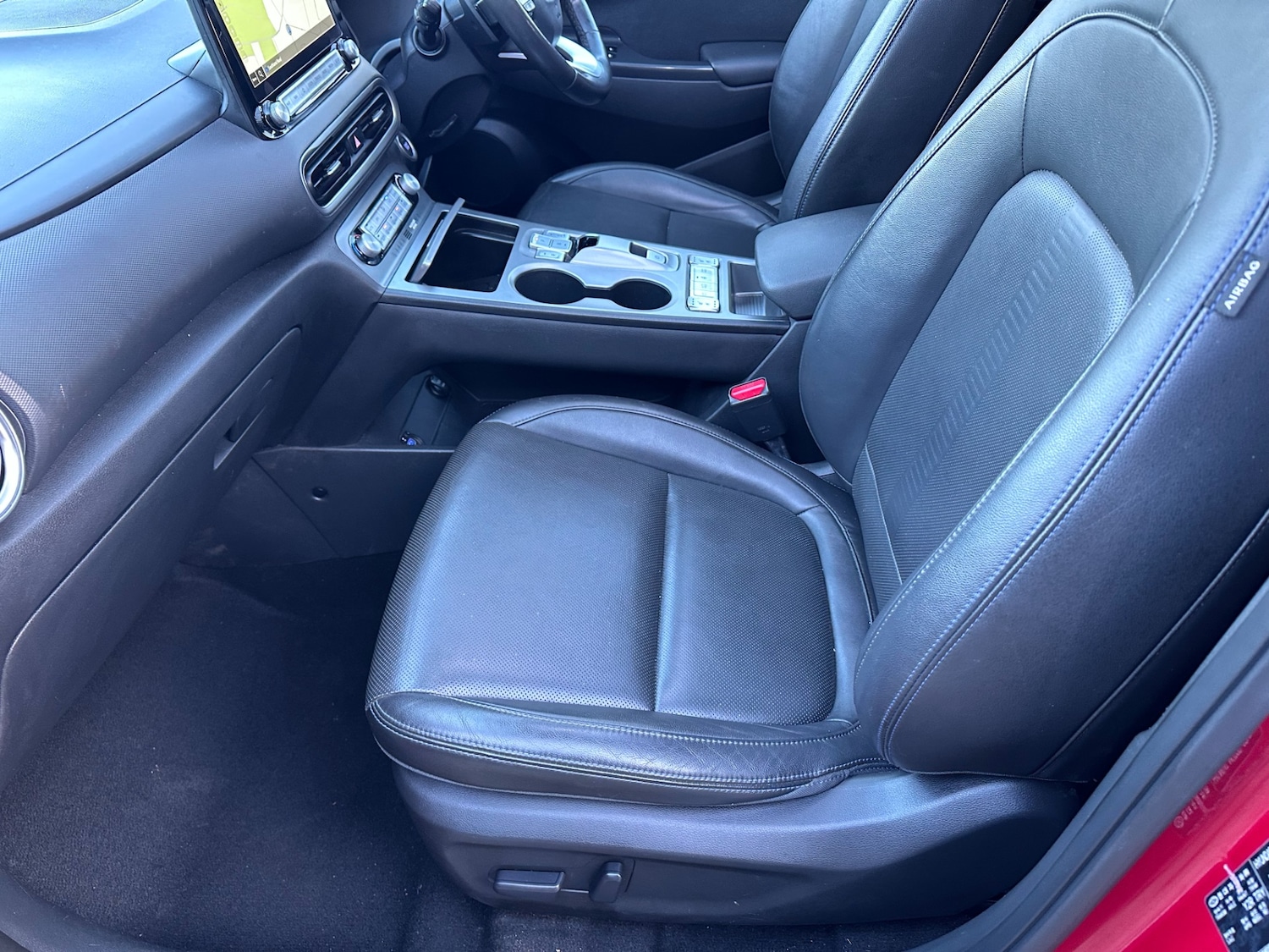 Used Hyundai KONA 2022 for sale - 76652737: Photo 27