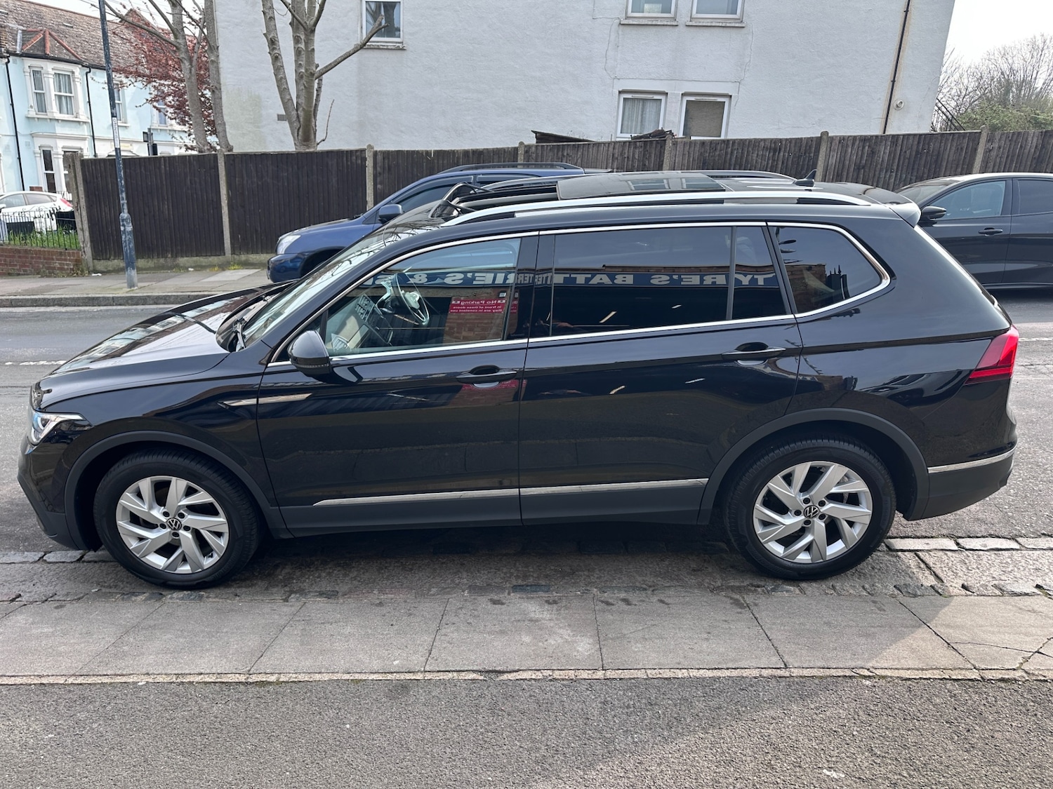 Used Volkswagen Tiguan Allspace 2023 for sale - 77984544: Photo 11