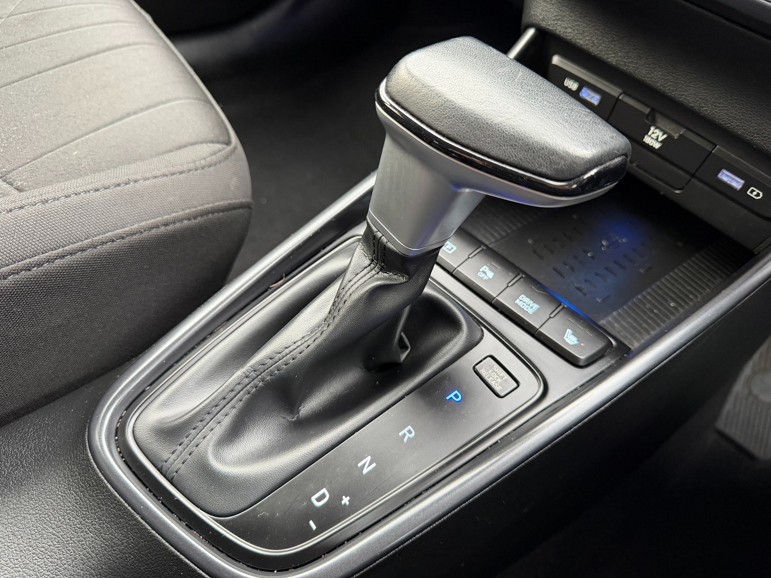 Used Hyundai BAYON 2023 for sale - 77878388: Photo 42