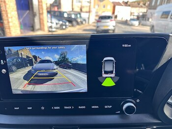 Used Hyundai BAYON 2023 for sale - 78240570: Photo