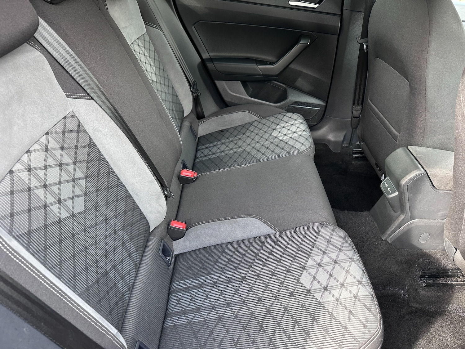 Used Volkswagen Taigo 2023 for sale - 77904227: Photo 8