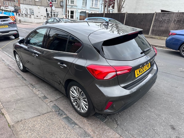 Used Ford Focus 2020 for sale - 76170495: Photo 9