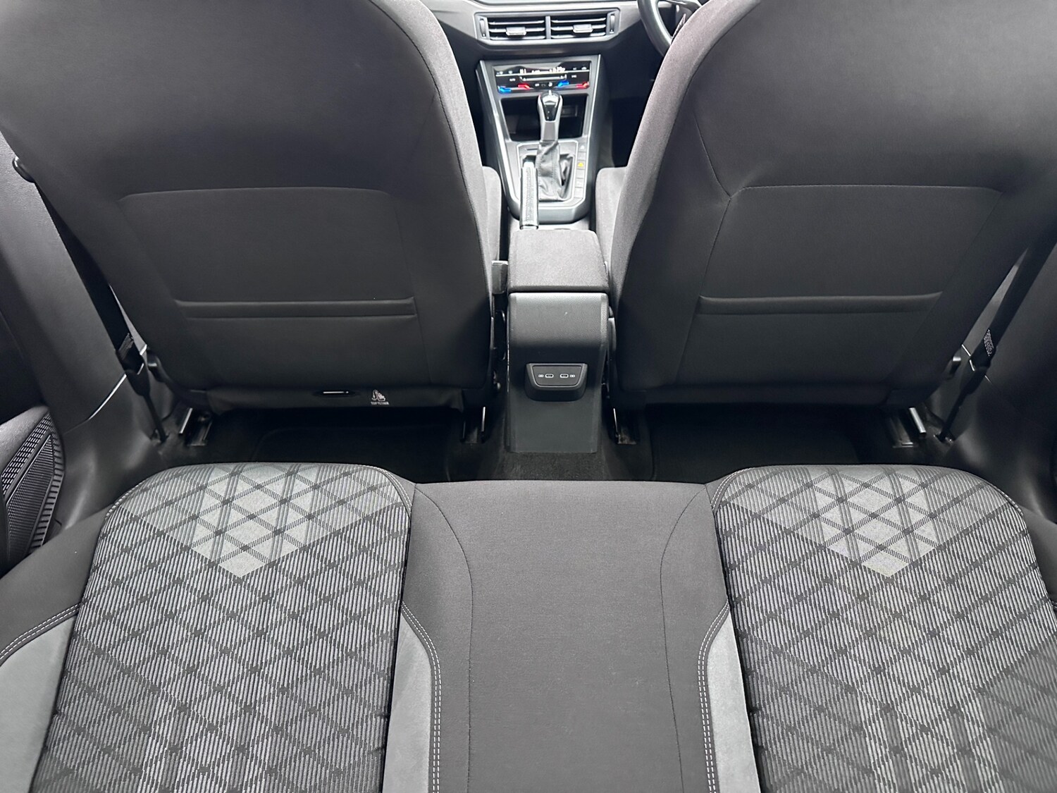 Used Volkswagen Polo 2022 for sale - 77504163: Photo 36