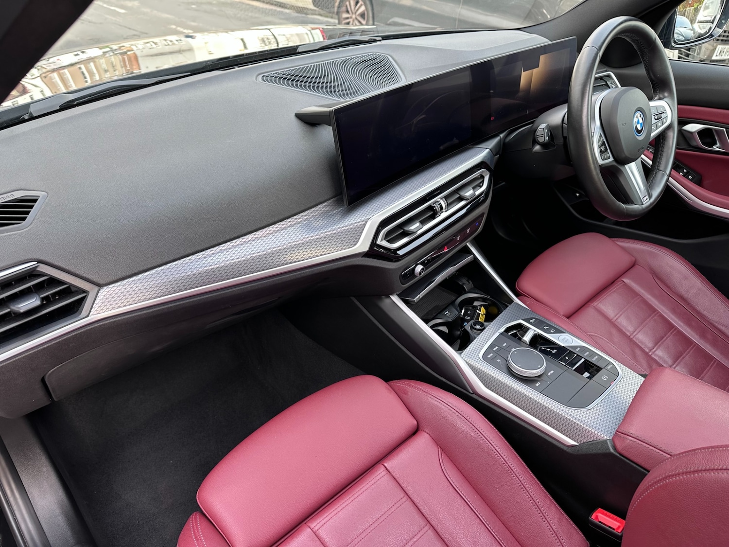 Used BMW 3 Series 2024 for sale - 76415379: Photo 35