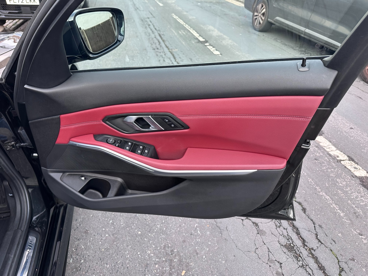 Used BMW 3 Series 2024 for sale - 76415379: Photo 54