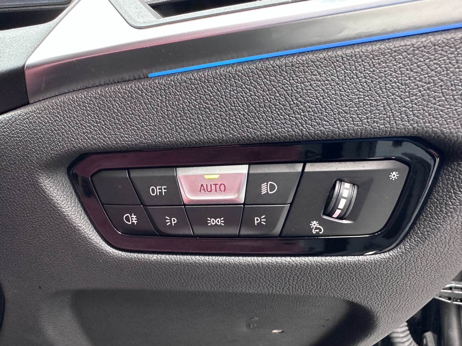 Used BMW 3 Series 2024 for sale - 76415379: Photo 56