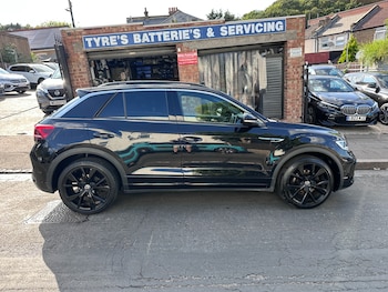Used Volkswagen T-Roc 2023 for sale - 79272173: Photo