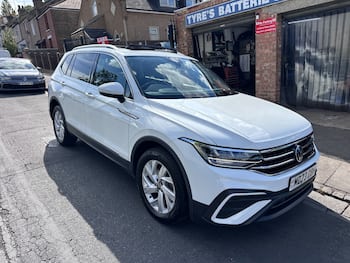 Used Volkswagen Tiguan Allspace 2023 for sale - 79628913: Photo