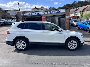 Used Volkswagen Tiguan Allspace 2023 for sale - 79628913: Photo
