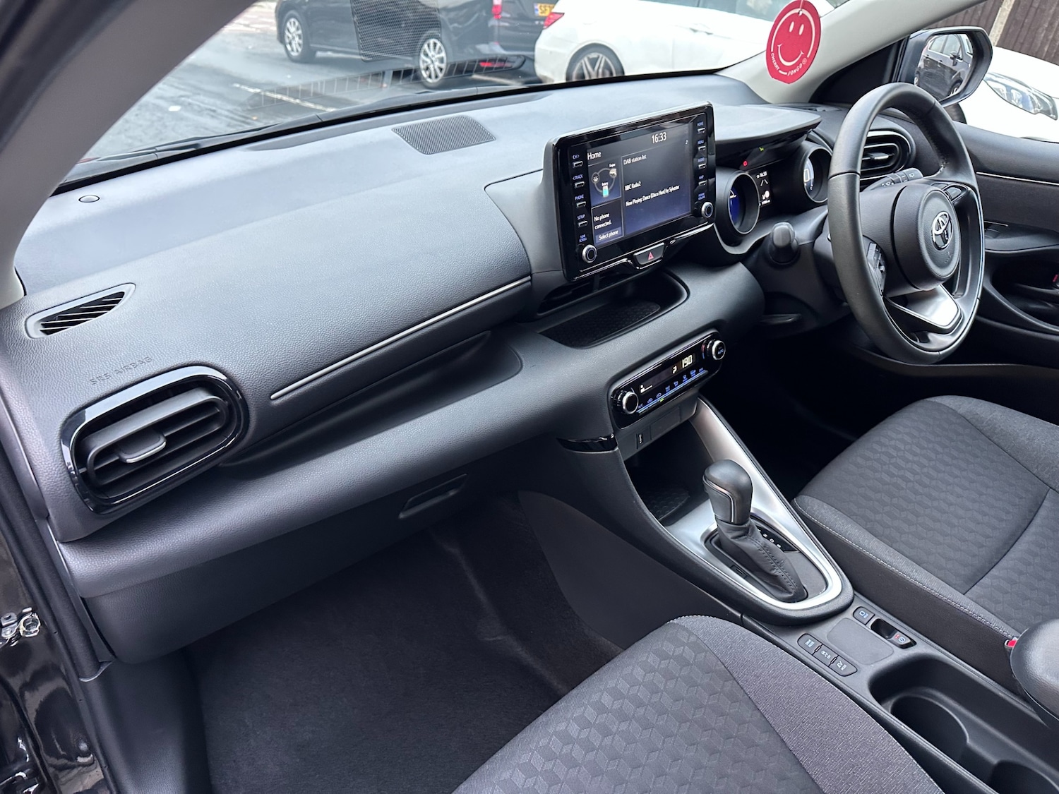 Used Toyota Yaris 2022 for sale - 76507843: Photo 27