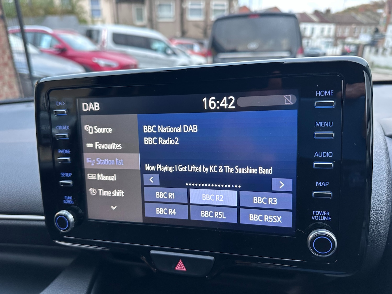 Used Toyota Yaris 2022 for sale - 76507843: Photo 44