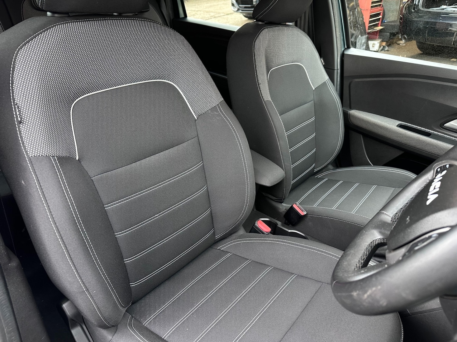 Used Dacia Jogger 2024 for sale - 76393851: Photo 37