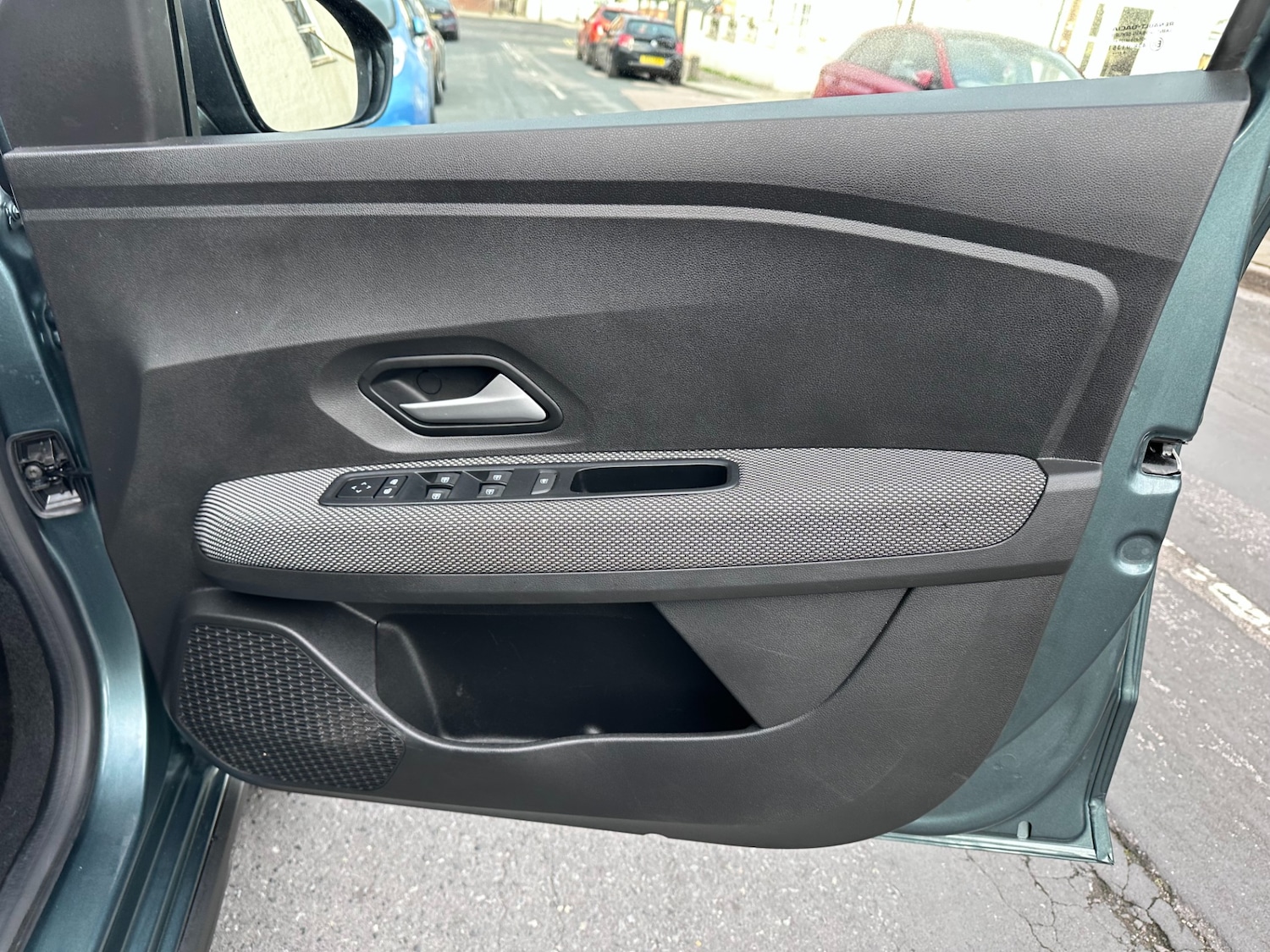 Used Dacia Jogger 2024 for sale - 76393851: Photo 39