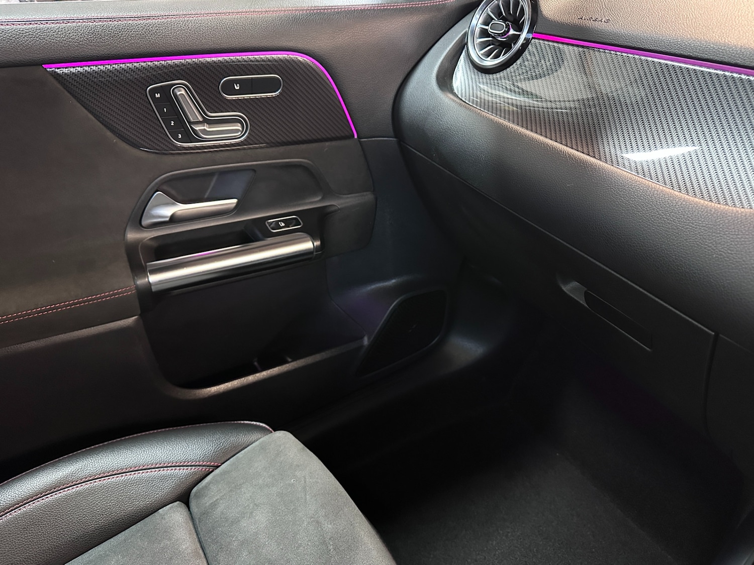 Used Mercedes-Benz GLA 2021 for sale - 77763131: Photo 26