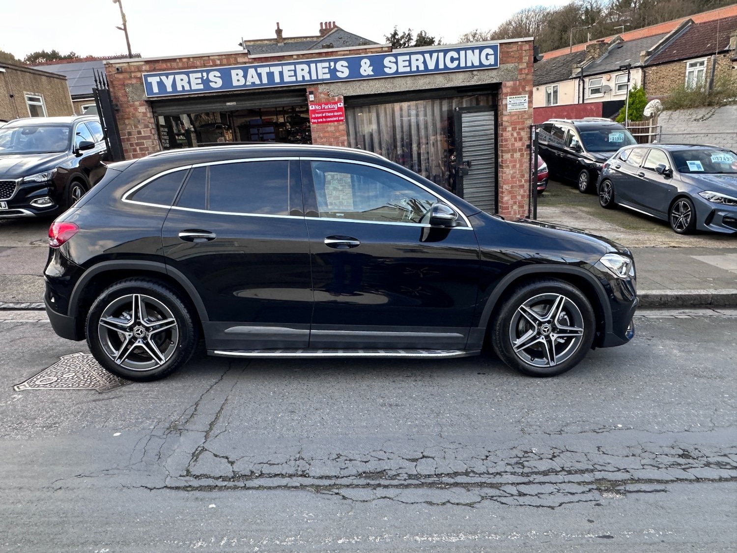Used Mercedes-Benz GLA 2021 for sale - 77763131: Photo 3