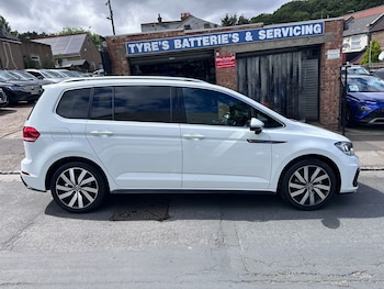 Used Volkswagen Touran 2021 for sale - 78940079: Photo