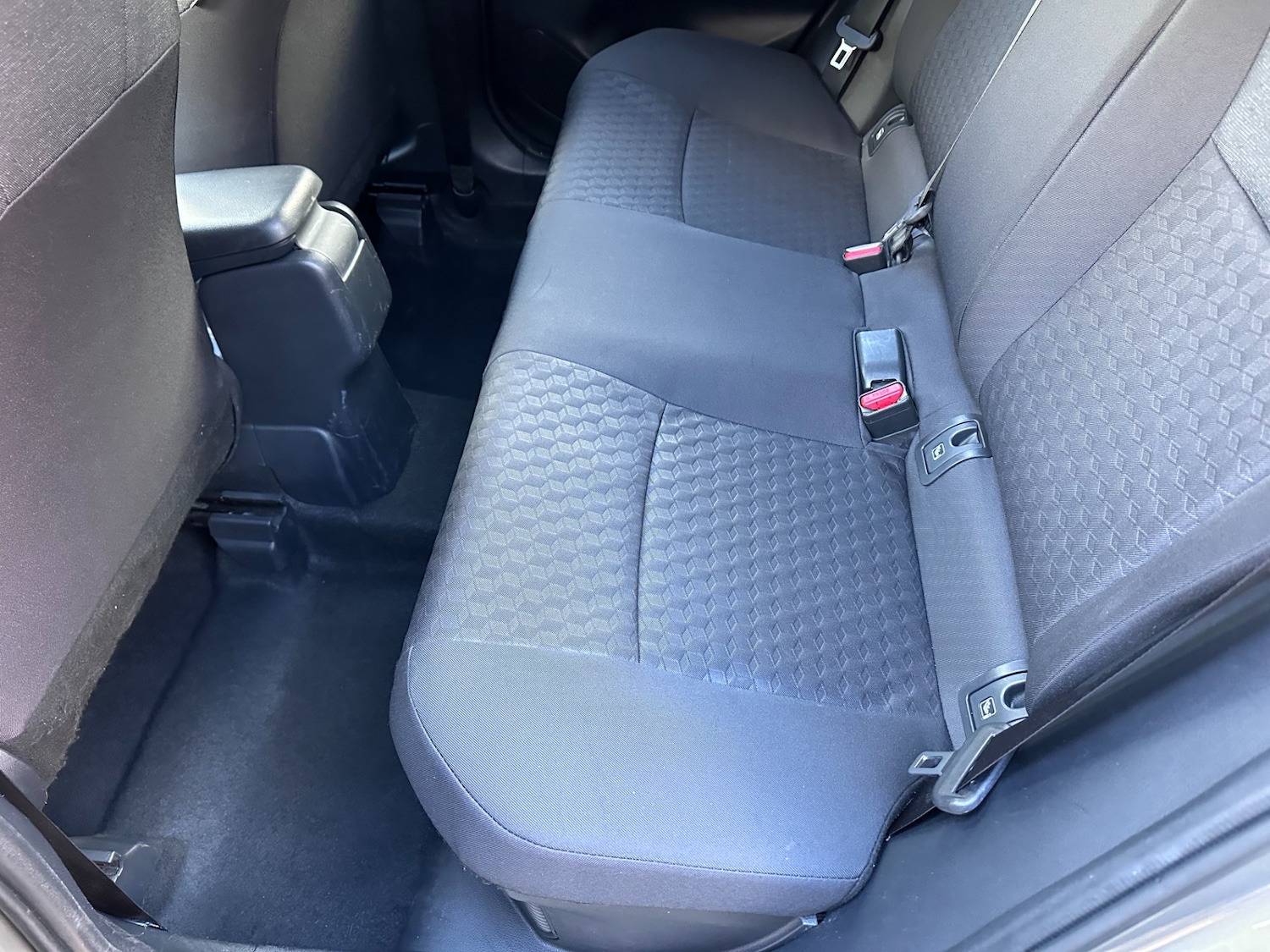 Used Toyota Yaris 2022 for sale - 76353590: Photo 21