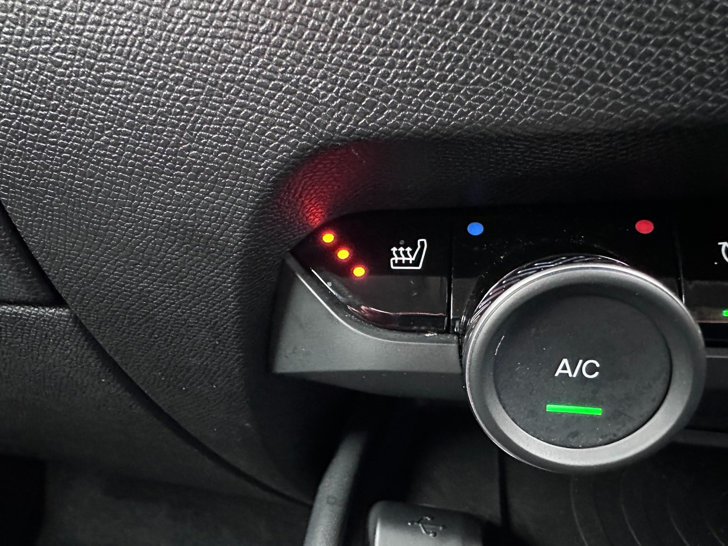 Used Citroen C4 2022 for sale - 76543085: Photo 4