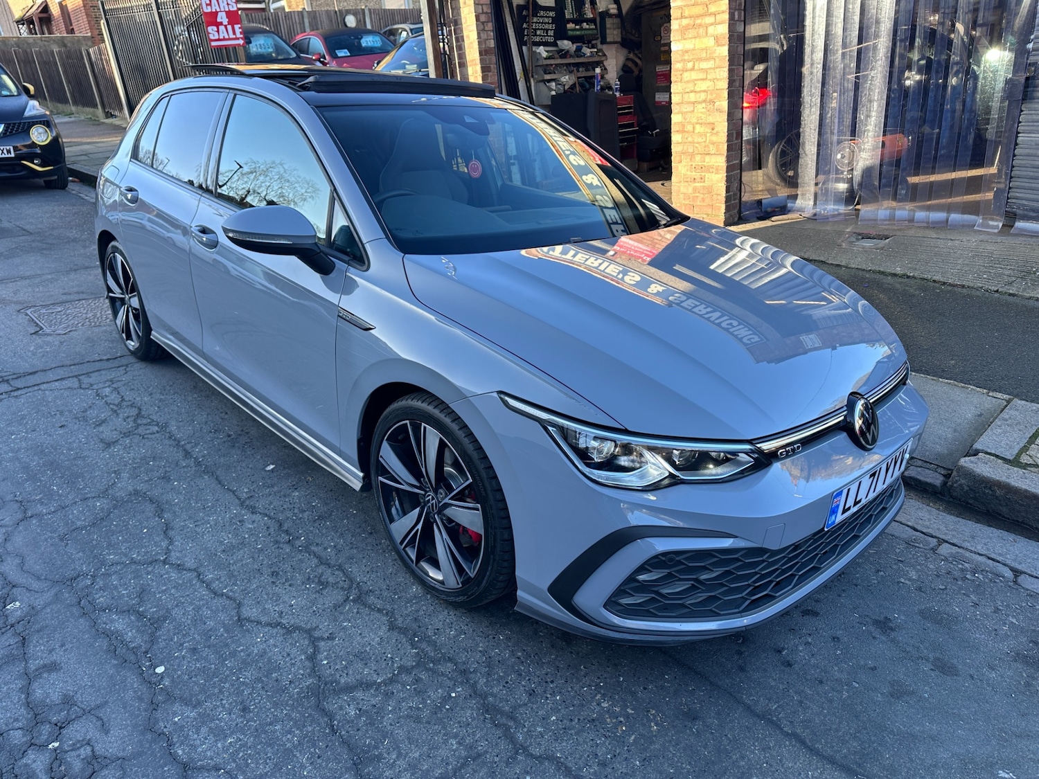 Used Volkswagen Golf 2021 for sale - 77311514: Photo 37