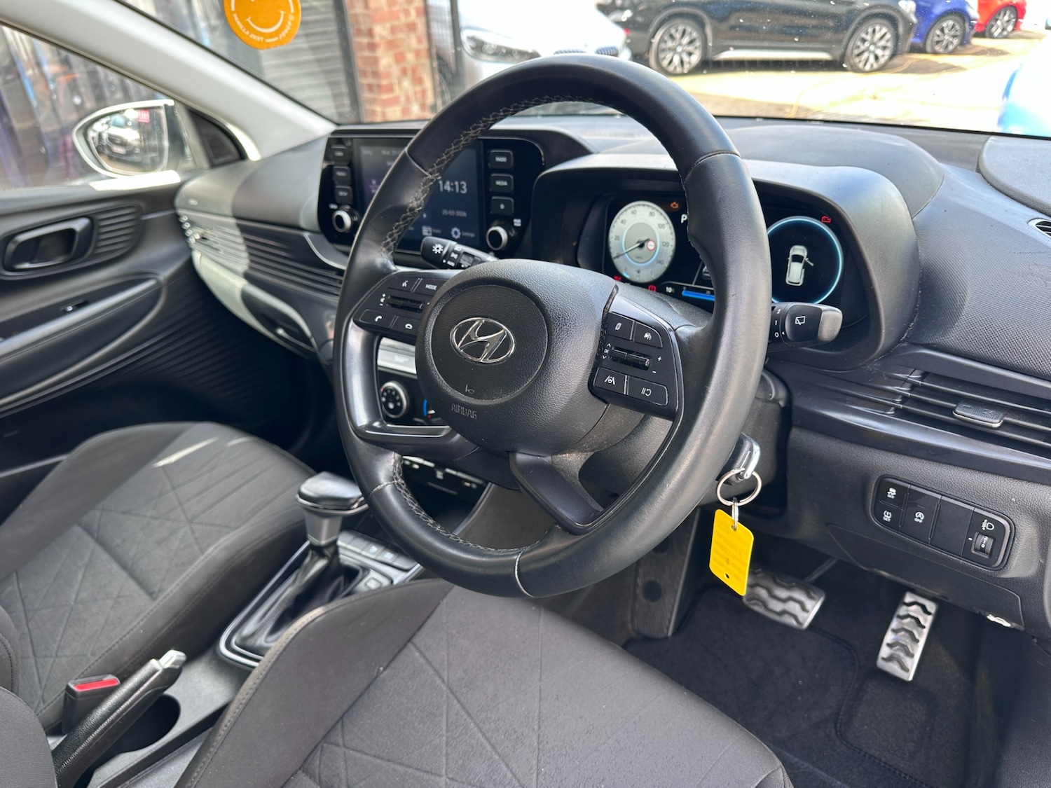 Used Hyundai BAYON 2023 for sale - 78014941: Photo 2