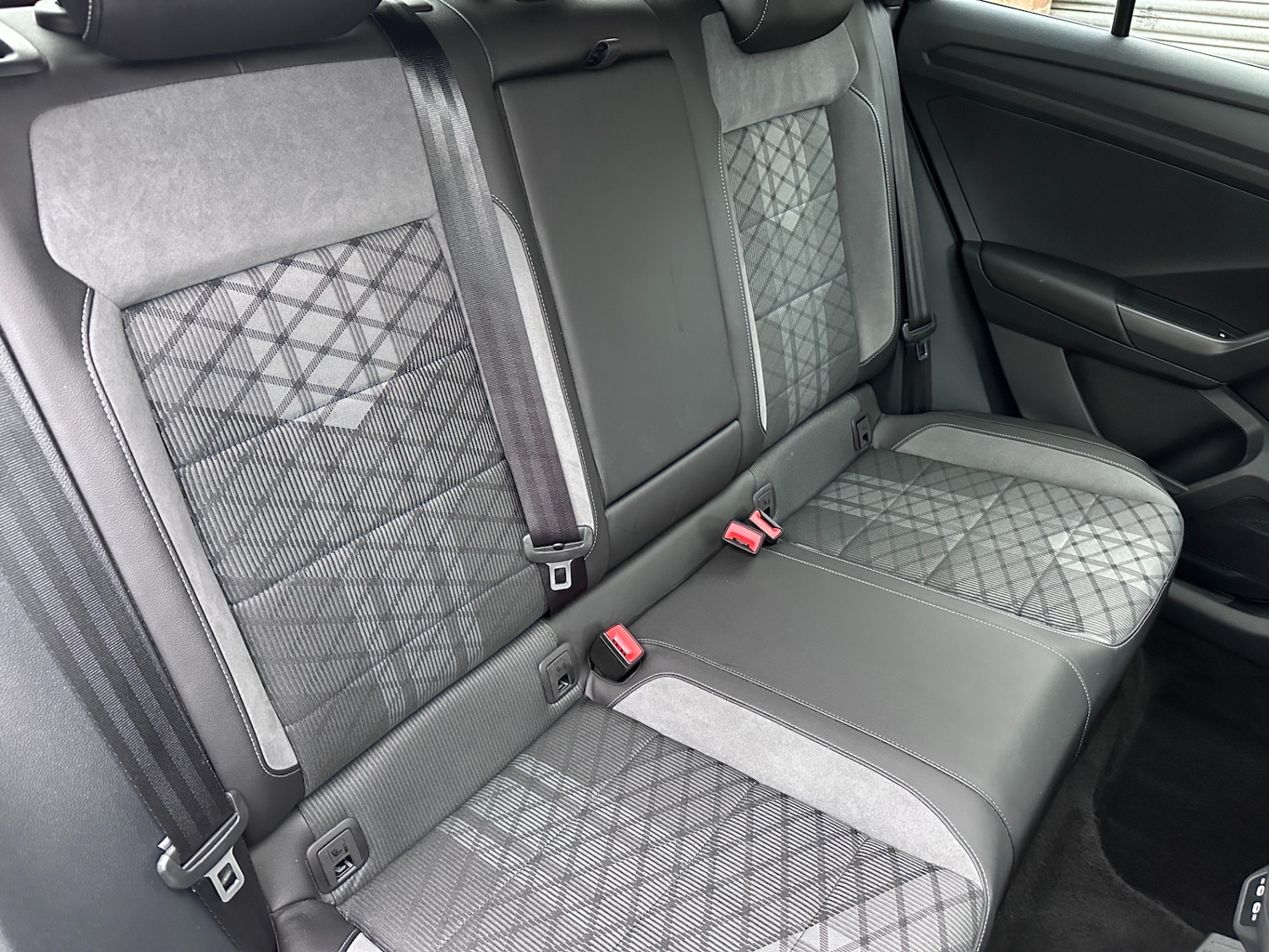 Used Volkswagen T-Roc 2022 for sale - 77791359: Photo 43