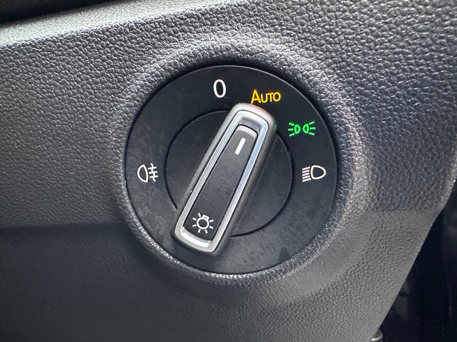 Used Volkswagen T-Roc 2022 for sale - 77791359: Photo 48