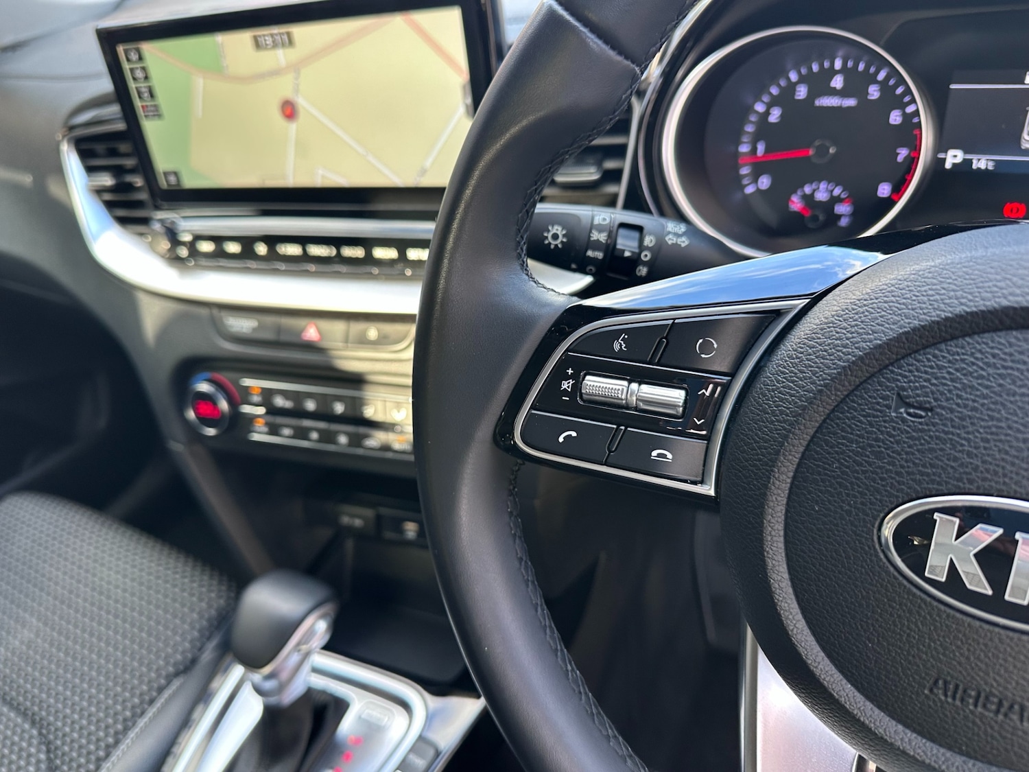 Used Kia Ceed 2020 for sale - 76738605: Photo 42