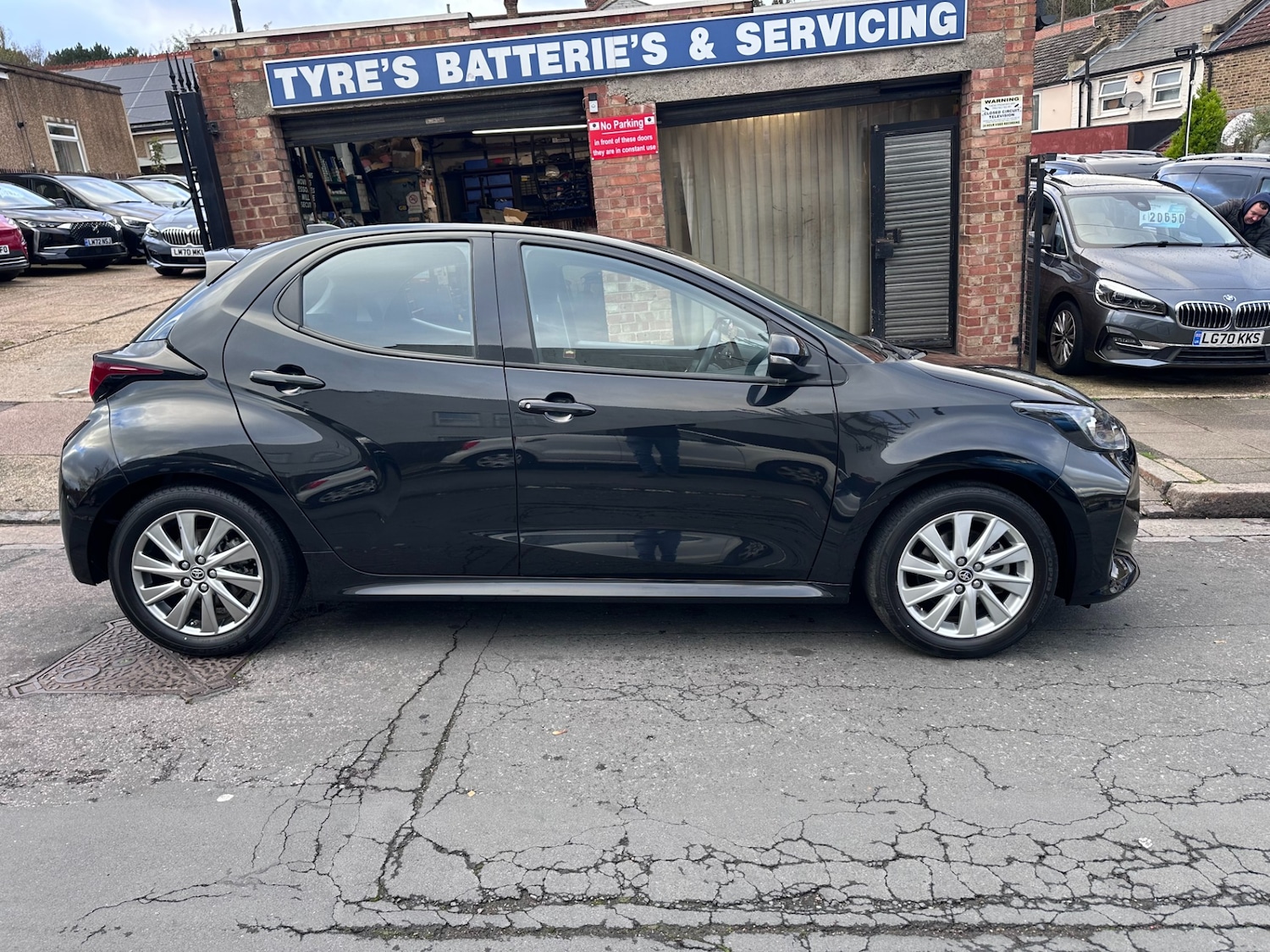 Used Toyota Yaris 2023 for sale - 76627041: Photo 3