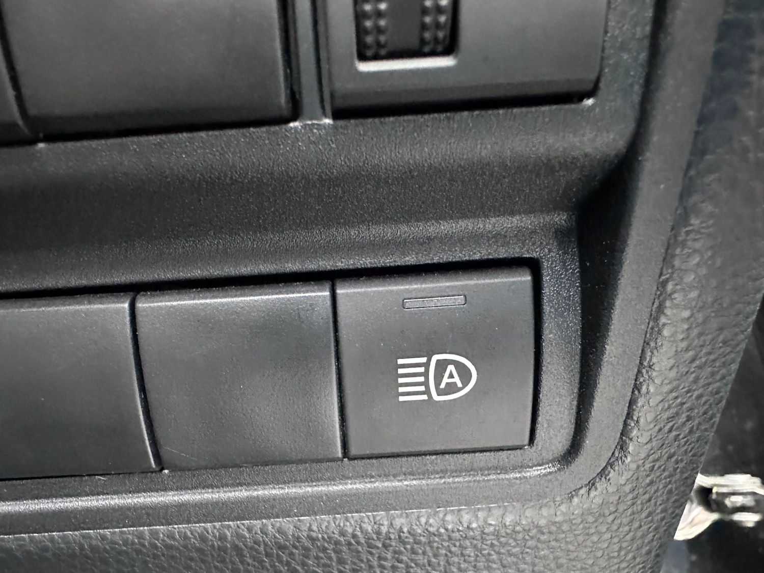 Used Toyota Yaris 2023 for sale - 76627041: Photo 39