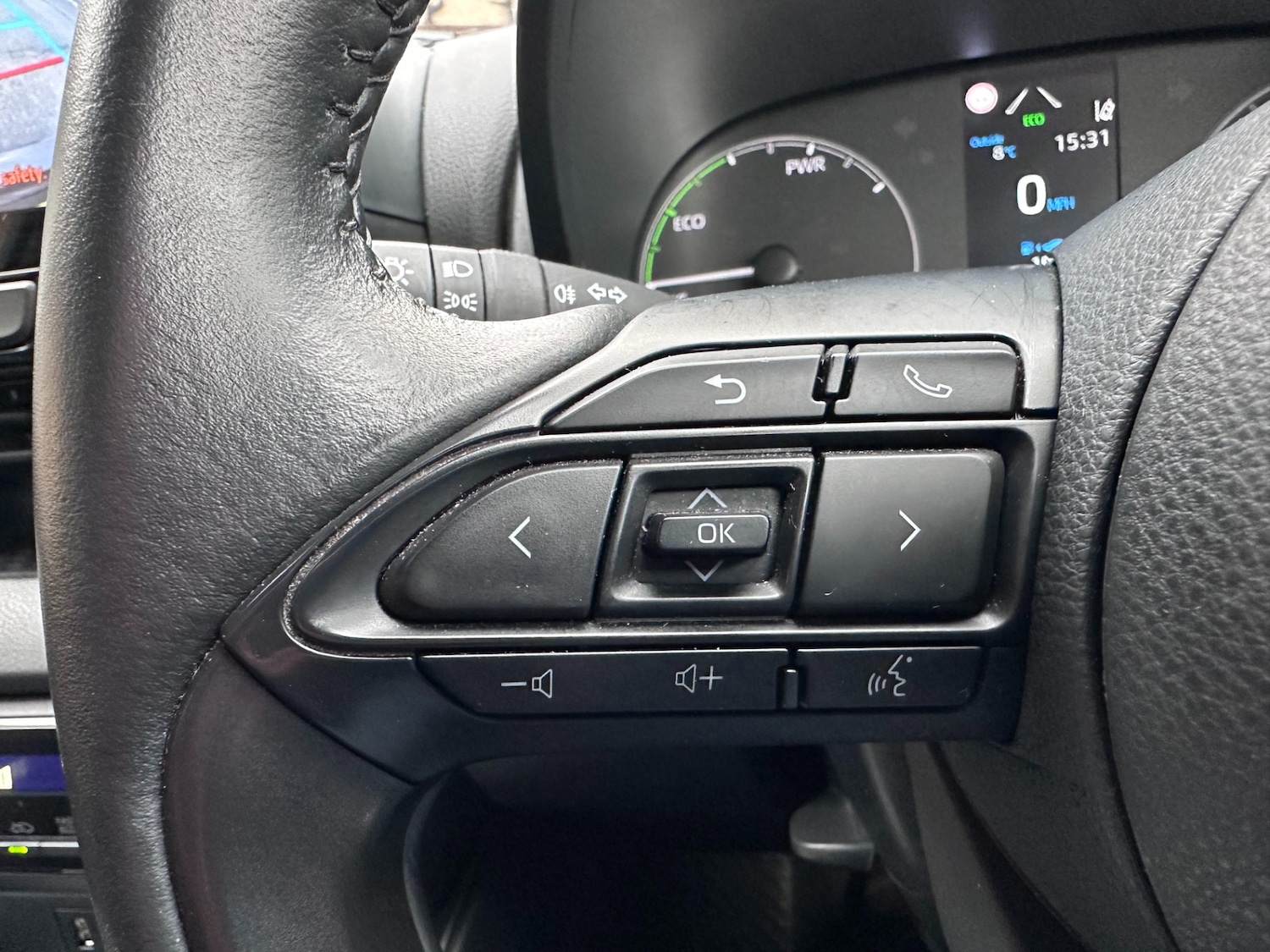 Used Toyota Yaris 2023 for sale - 76627041: Photo 45