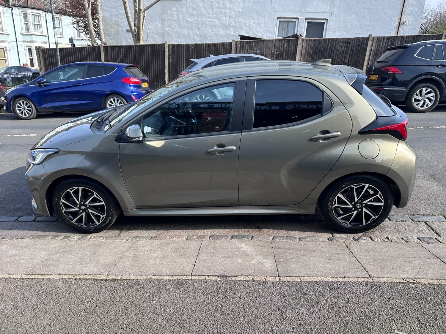 Used Toyota Yaris 2023 for sale - 77974740: Photo 11