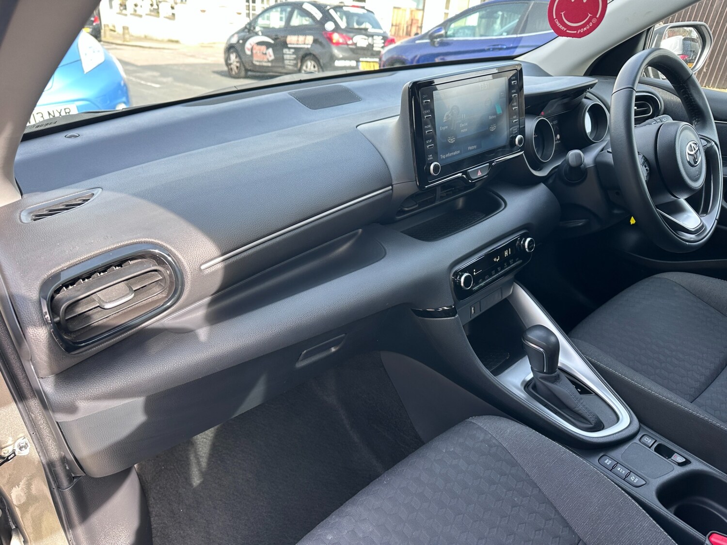 Used Toyota Yaris 2023 for sale - 77974740: Photo 25