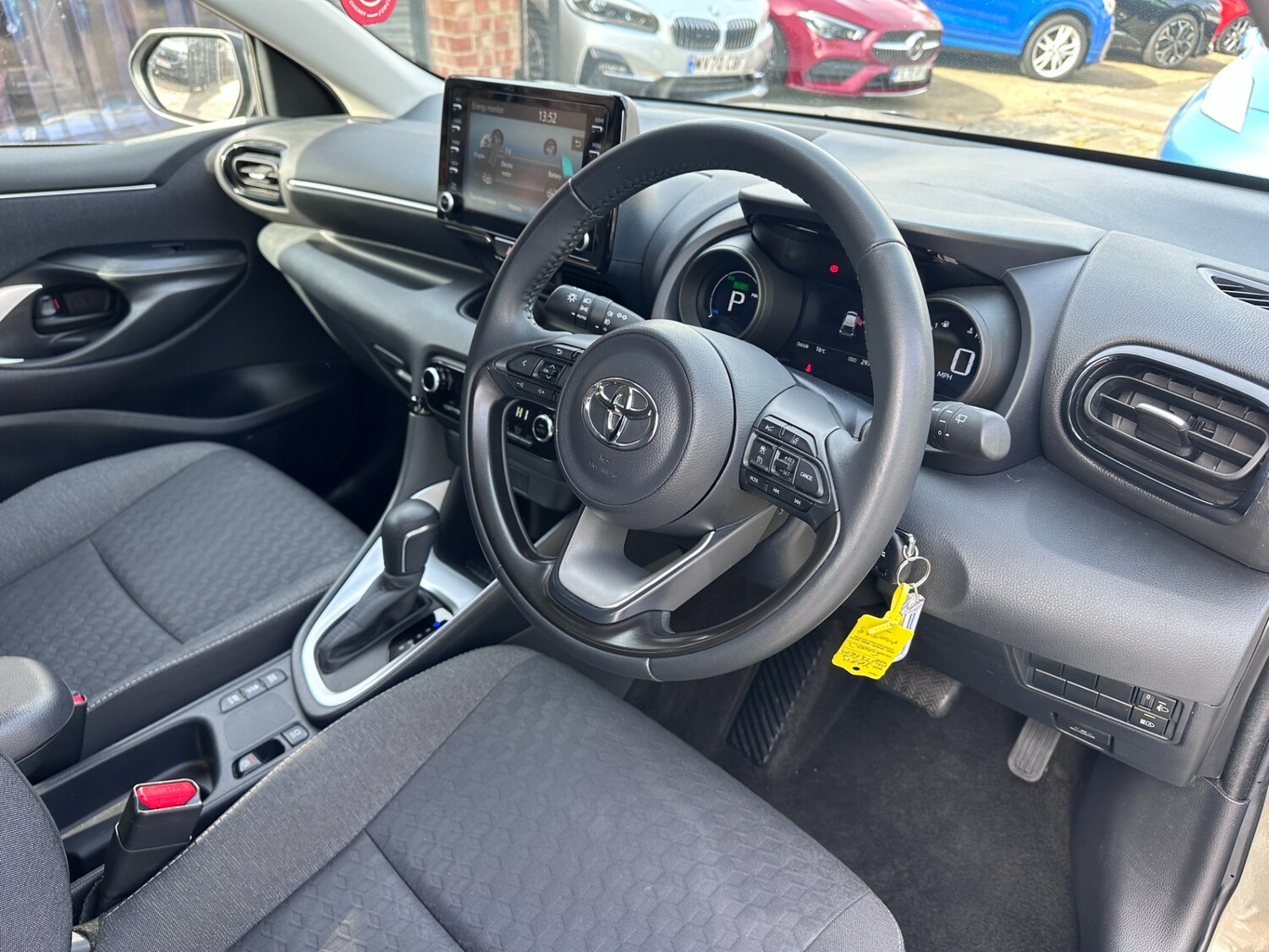 Used Toyota Yaris 2023 for sale - 77974740: Photo 8