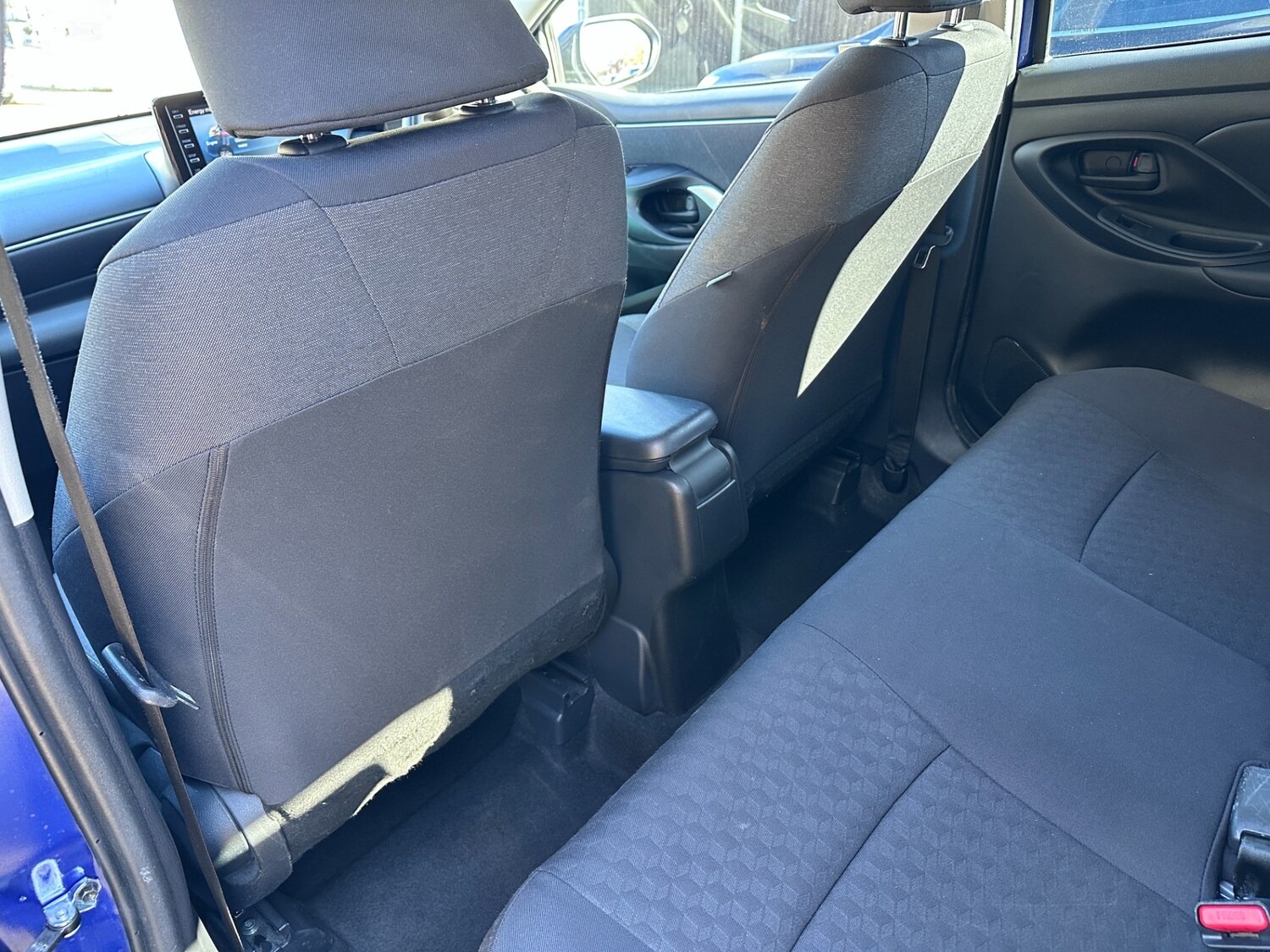 Used Toyota Yaris 2022 for sale - 77974040: Photo 25