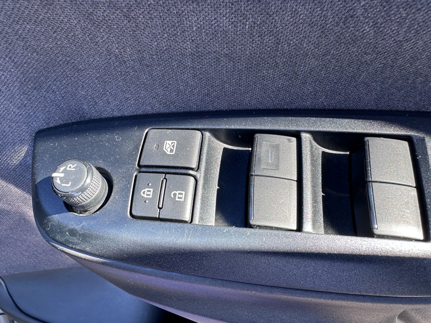 Used Toyota Yaris 2022 for sale - 77974040: Photo 33