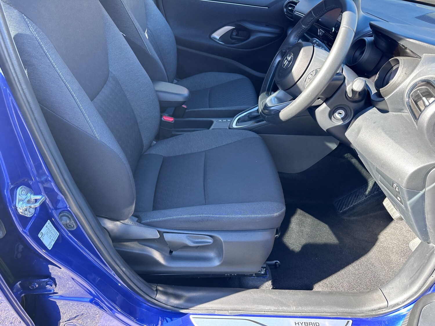 Used Toyota Yaris 2022 for sale - 77974040: Photo 40