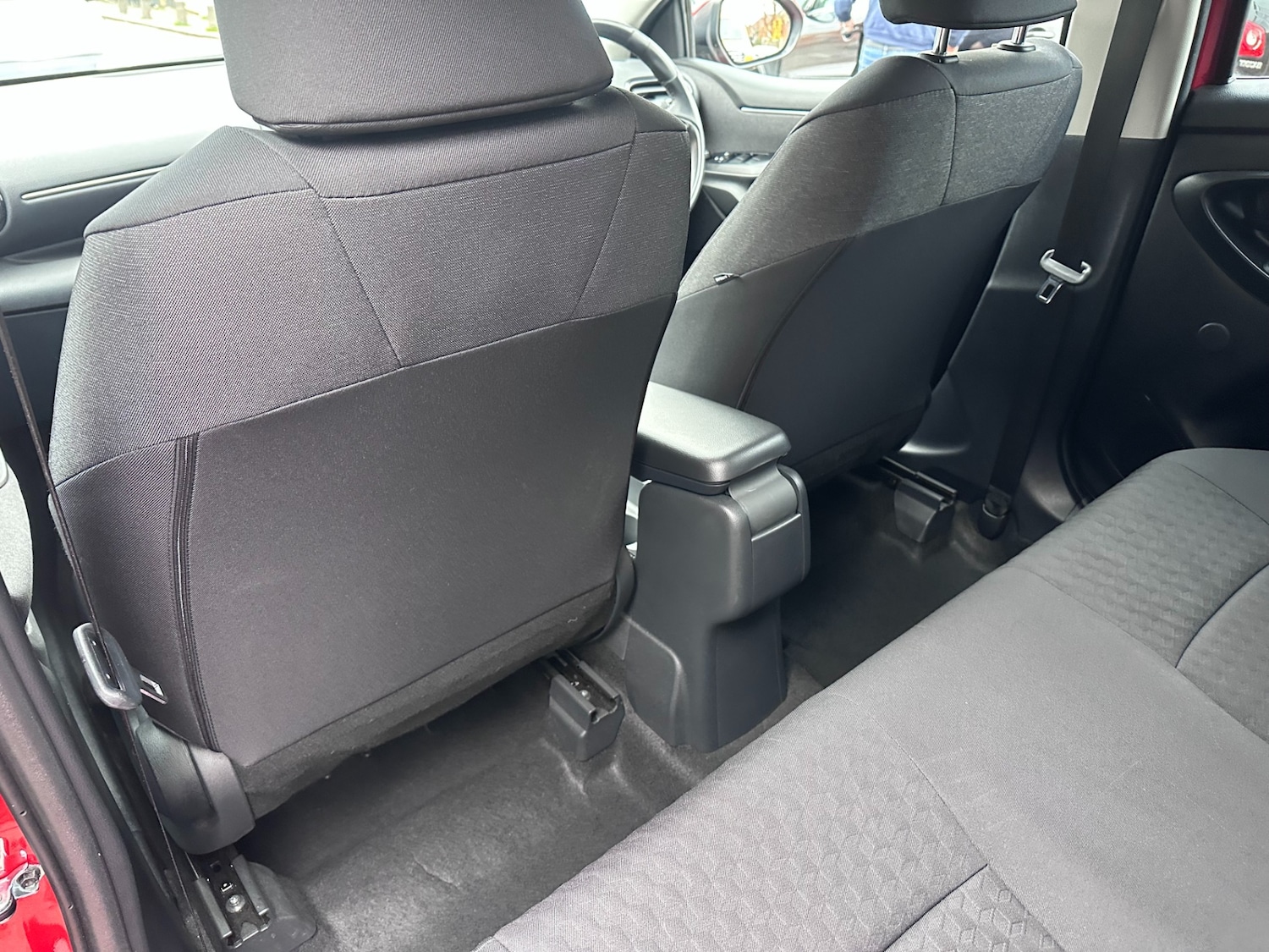 Used Toyota Yaris 2022 for sale - 76881636: Photo 28