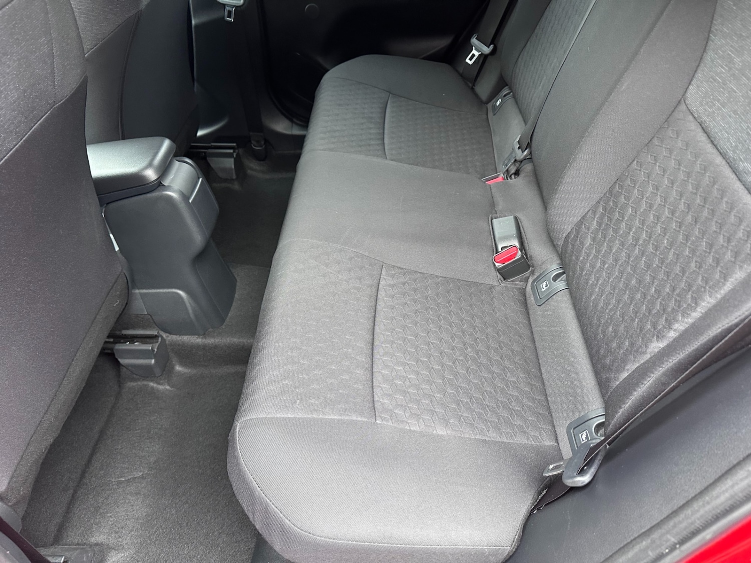 Used Toyota Yaris 2022 for sale - 76881636: Photo 29