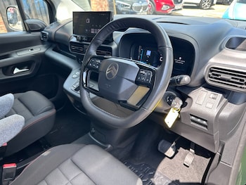Used Citroen Berlingo 2024 for sale - 79219943: Photo