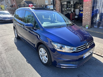 Used Volkswagen Touran 2021 for sale - 78457123: Photo